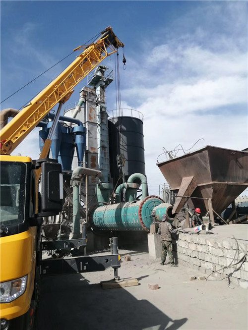 当阳市设备搬运等各类工程项目中，吊车起着关键作用